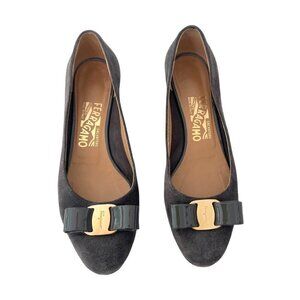 Salvatore Ferragamo gray suede ballerinas size 6.5